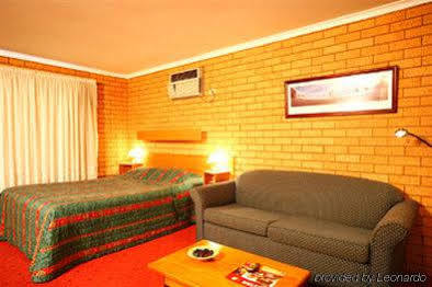 Aparthotel Blue Whale Motor &