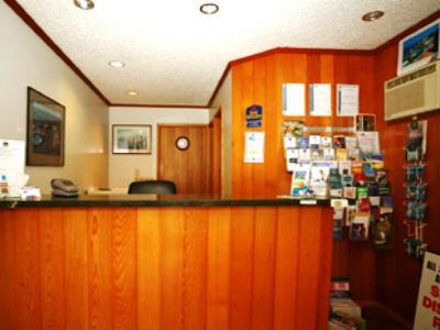 Blue Whale Motor & Aparthotel Warrnambool